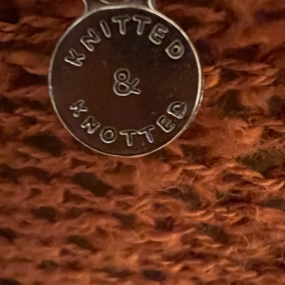 Open sweater - Picture 2 of 5